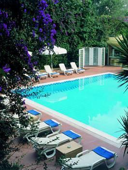Blazer Hotel 4*