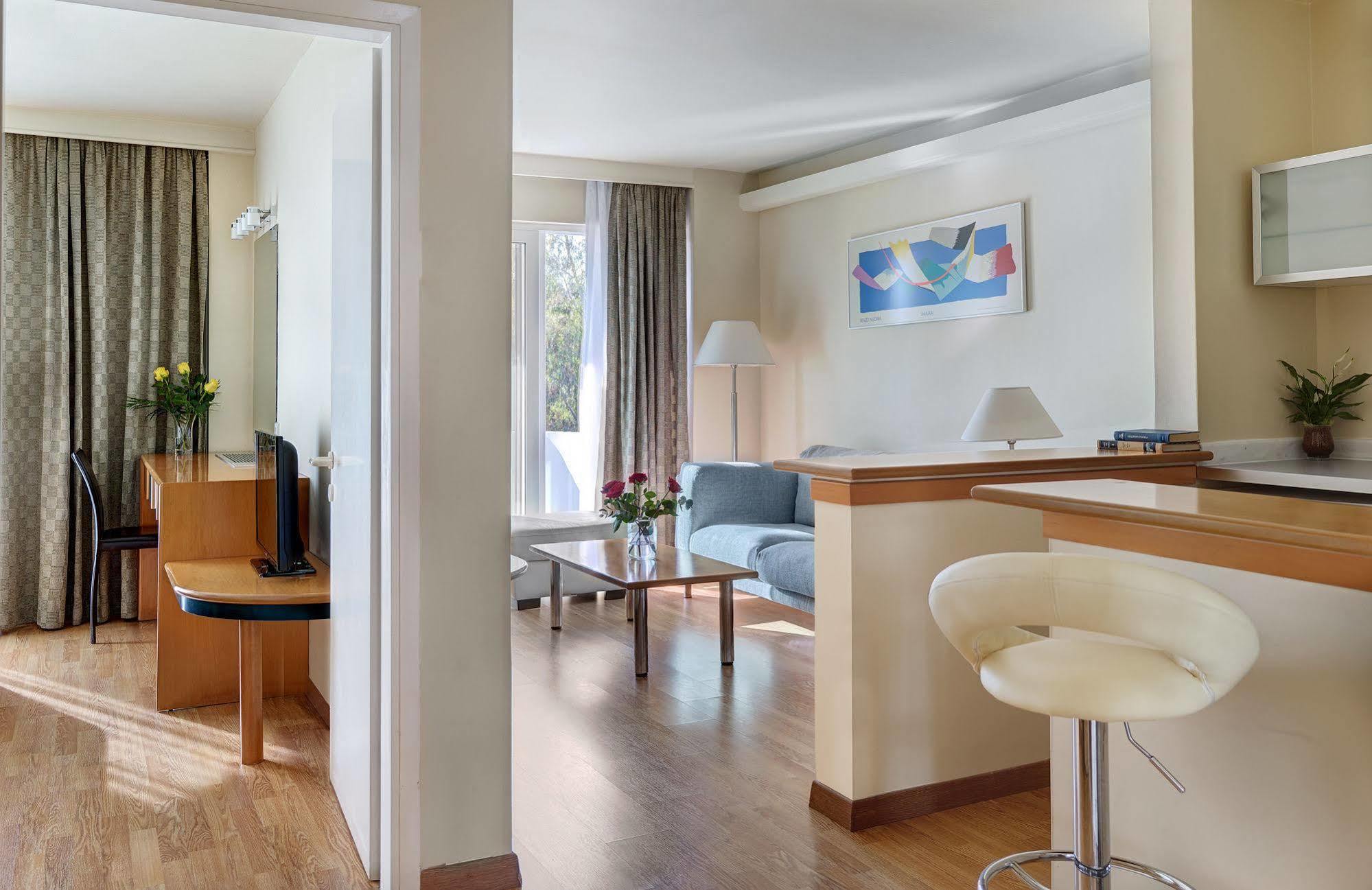 Blazer Hotel Athens